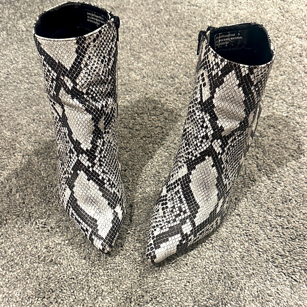Snakeskin Patterned Ankle Boots